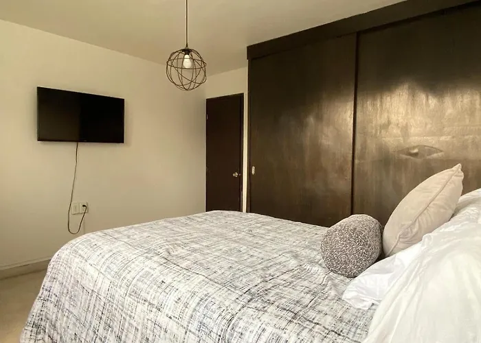 Apartment Beautiful 10 Minutes From The Banorte Stadium