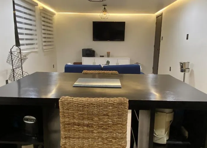 Apartment Beautiful 10 Minutes From The Banorte Stadium *