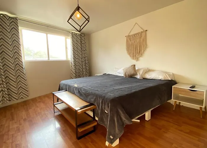 Beautiful 10 Minutes From The Banorte Stadium Apartment *